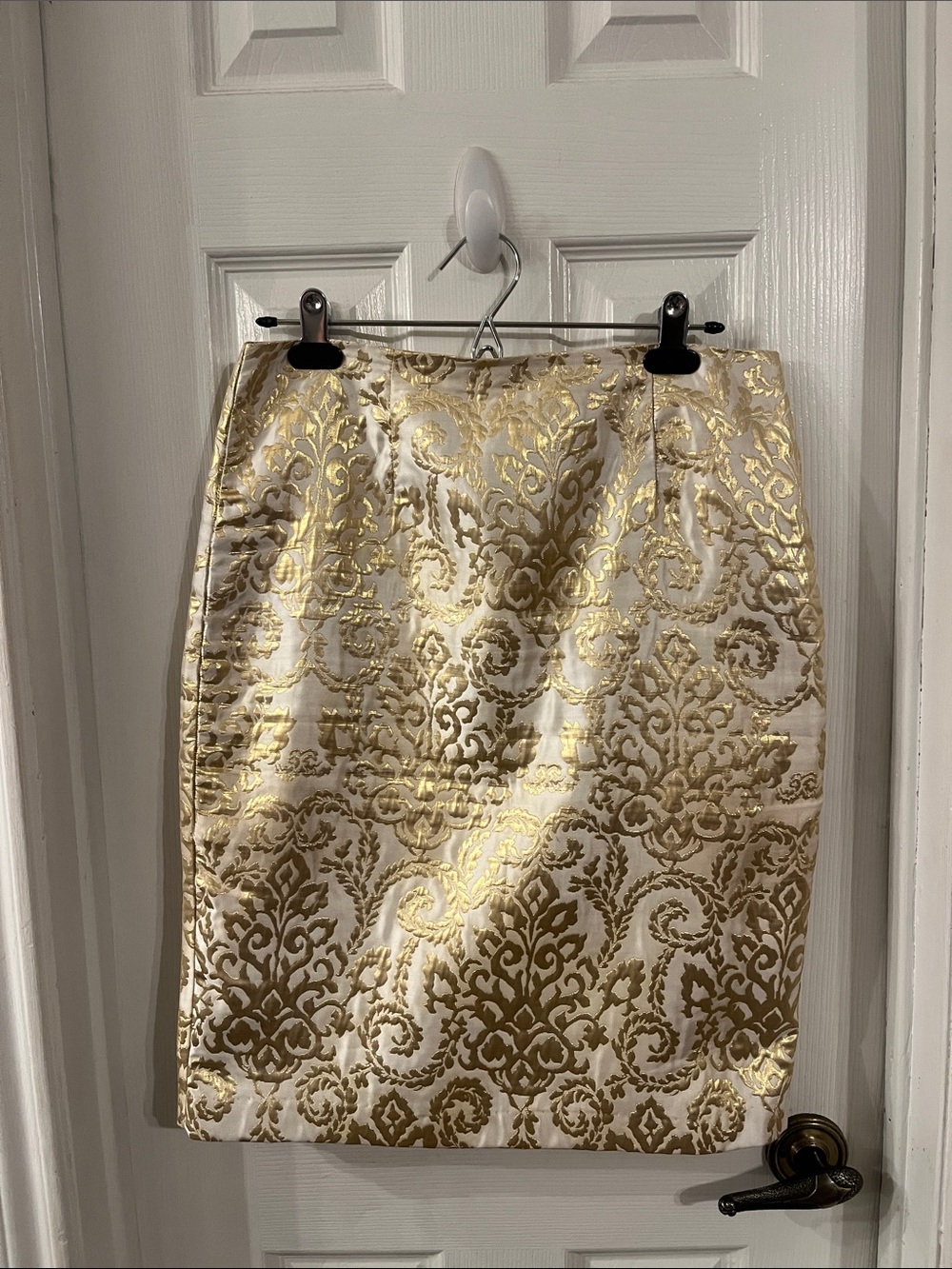Sunny Leigh Gold and Ivory Damask Pencil Skirt size 4